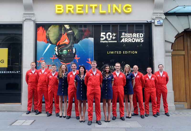 Red arrows breitling